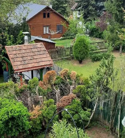 아파트 Kemences Kert *